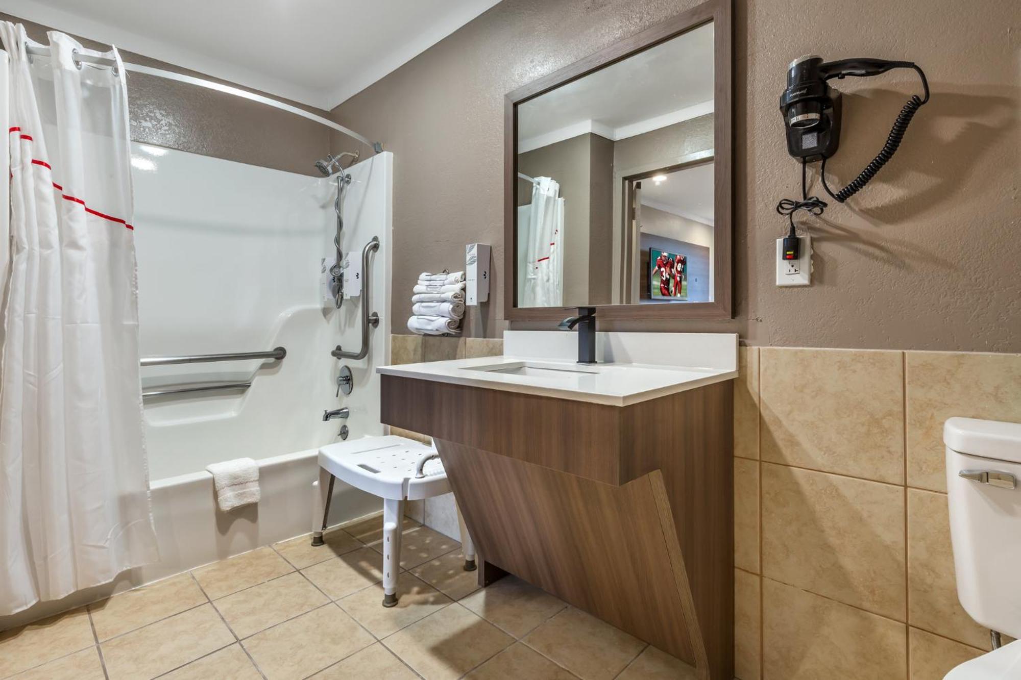 Red Roof Inn Raleigh Northeast - Downtown 外观 照片